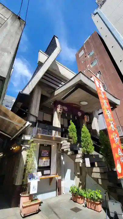 烏森神社の本殿・本堂