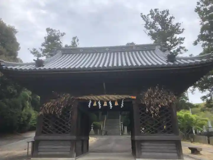 野間神社の山門・神門