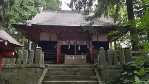 宇賀神社の本殿