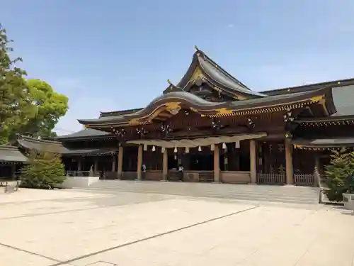 寒川神社の本殿