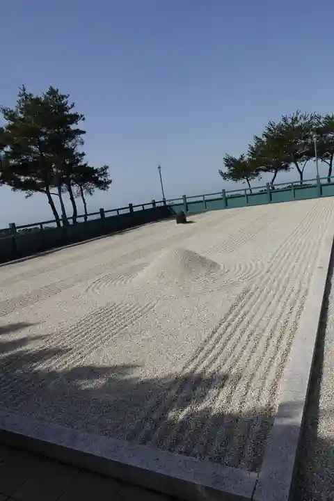 忉利天上寺の庭園