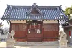 樟本神社の本殿