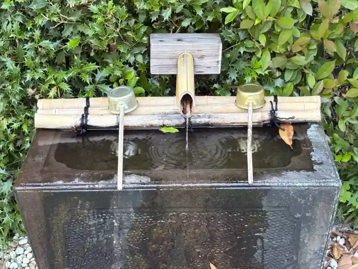 恵比寿神社(恵比寿ガーデンプレイス)の手水舎