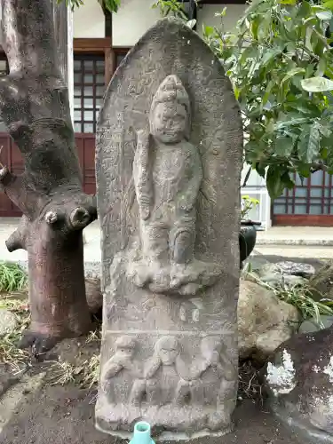 龍泉院の{uncategorized: "未分類", other: "その他", undefined: "問題あり", building: "その他建物", grave: "お墓", sacred_gate: "鳥居", guardian: "狛犬", statue: "像", buddha: "仏像", history: "歴史", nature: "自然", garden: "庭園", animal: "動物", pagoda: "塔", temizu: "手水舎", mountain_gate: "山門・神門", sanctuary: "本殿・本堂", subordinate: "末社・摂社", art: "芸術", scenery: "景色", jizo: "地蔵", ema: "絵馬", goshuin: "御朱印", omikuji: "おみくじ", items: "授与品その他", amulet: "お守り", goshuincho: "御朱印帳", eats: "食事", festival: "お祭り", votive_dance: "神楽", shichigosan: "七五三参", wedding: "結婚式", experience: "体験その他", initially: "初詣", around: "周辺", anti_infection: "感染症対策"}