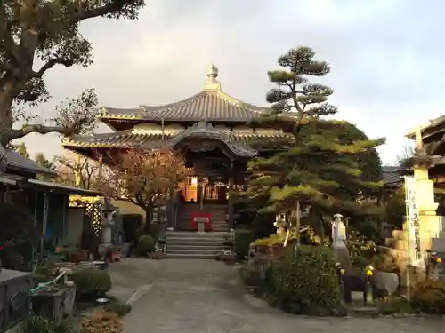 辯天寺の本殿・本堂