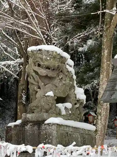 南湖神社の狛犬