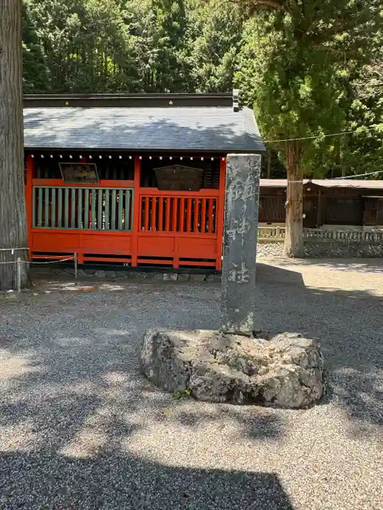 鎮神社(長野県)