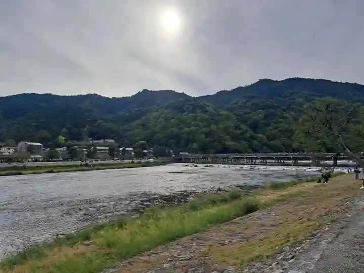 櫟谷宗像神社(松尾大社摂社)の周辺