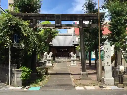 山神社の鳥居