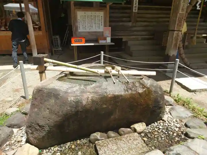 白山神社(岩手県)