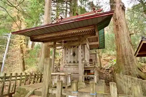 中社五斎神社の本殿