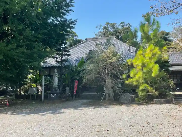 長楽寺の本殿・本堂