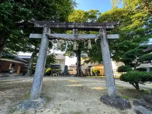 素盞嗚神社の鳥居