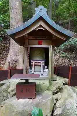 朝護孫子寺の末社・摂社