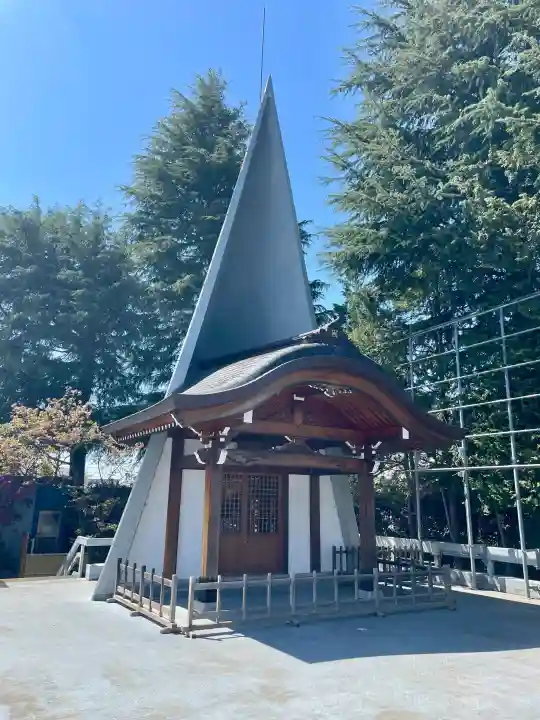 本立寺の{uncategorized: "未分類", other: "その他", undefined: "問題あり", building: "その他建物", grave: "お墓", sacred_gate: "鳥居", guardian: "狛犬", statue: "像", buddha: "仏像", history: "歴史", nature: "自然", garden: "庭園", animal: "動物", pagoda: "塔", temizu: "手水舎", mountain_gate: "山門・神門", sanctuary: "本殿・本堂", subordinate: "末社・摂社", art: "芸術", scenery: "景色", jizo: "地蔵", ema: "絵馬", goshuin: "御朱印", omikuji: "おみくじ", items: "授与品その他", amulet: "お守り", goshuincho: "御朱印帳", eats: "食事", festival: "お祭り", votive_dance: "神楽", shichigosan: "七五三参", wedding: "結婚式", experience: "体験その他", initially: "初詣", around: "周辺", anti_infection: "感染症対策"}
