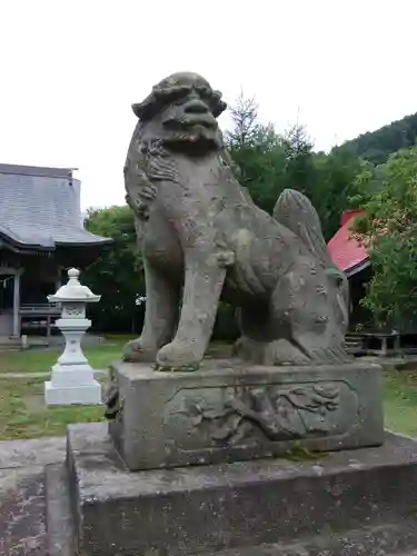 美国神社の狛犬