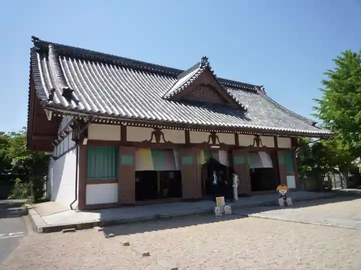 観音寺の本殿・本堂