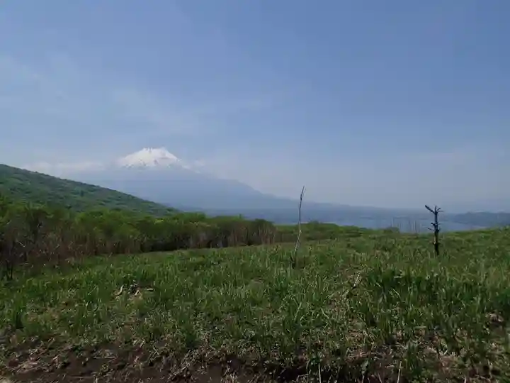 諏訪神社奥宮の周辺