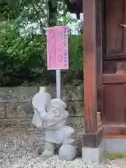 赤羽八幡神社の像