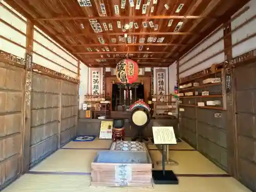 龍潭寺の{uncategorized: "未分類", other: "その他", undefined: "問題あり", building: "その他建物", grave: "お墓", sacred_gate: "鳥居", guardian: "狛犬", statue: "像", buddha: "仏像", history: "歴史", nature: "自然", garden: "庭園", animal: "動物", pagoda: "塔", temizu: "手水舎", mountain_gate: "山門・神門", sanctuary: "本殿・本堂", subordinate: "末社・摂社", art: "芸術", scenery: "景色", jizo: "地蔵", ema: "絵馬", goshuin: "御朱印", omikuji: "おみくじ", items: "授与品その他", amulet: "お守り", goshuincho: "御朱印帳", eats: "食事", festival: "お祭り", votive_dance: "神楽", shichigosan: "七五三参", wedding: "結婚式", experience: "体験その他", initially: "初詣", around: "周辺", anti_infection: "感染症対策"}