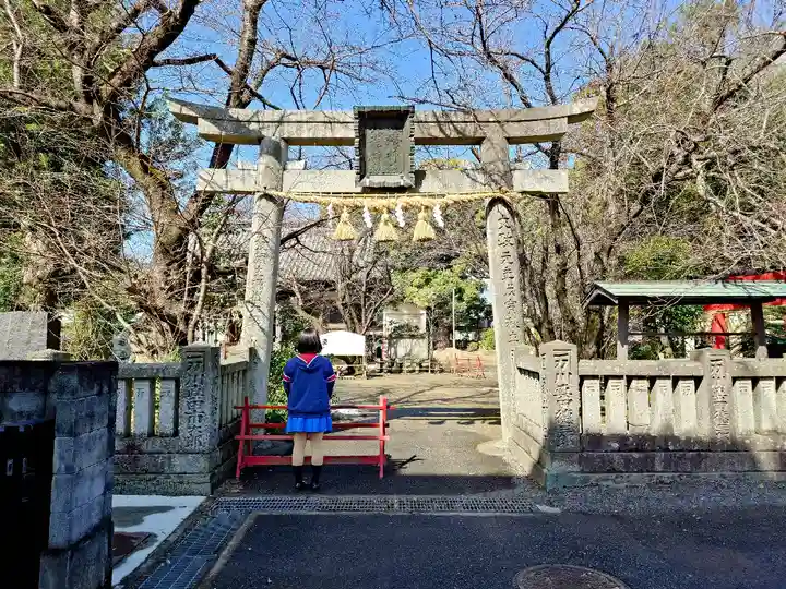 鴨島八幡神社の鳥居