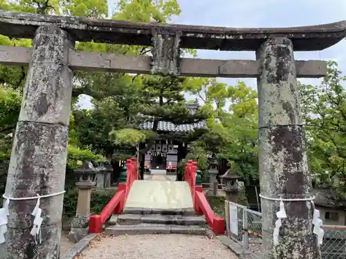 牛嶋天満宮の鳥居