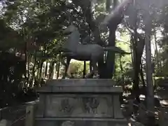 六所神社の狛犬