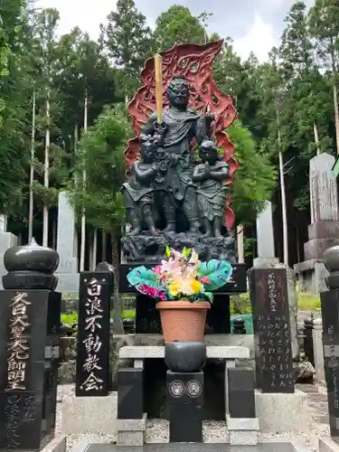 大峯山寺の仏像