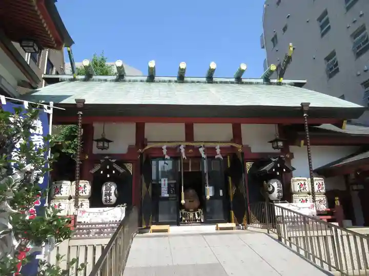 鷲神社の本殿・本堂