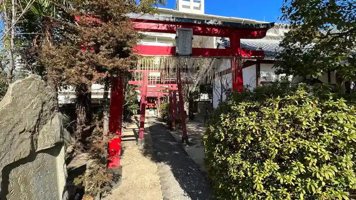 阿保天神社の末社・摂社