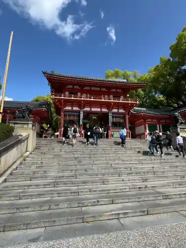 八坂神社(祇園さん)の{uncategorized: "未分類", other: "その他", undefined: "問題あり", building: "その他建物", grave: "お墓", sacred_gate: "鳥居", guardian: "狛犬", statue: "像", buddha: "仏像", history: "歴史", nature: "自然", garden: "庭園", animal: "動物", pagoda: "塔", temizu: "手水舎", mountain_gate: "山門・神門", sanctuary: "本殿・本堂", subordinate: "末社・摂社", art: "芸術", scenery: "景色", jizo: "地蔵", ema: "絵馬", goshuin: "御朱印", omikuji: "おみくじ", items: "授与品その他", amulet: "お守り", goshuincho: "御朱印帳", eats: "食事", festival: "お祭り", votive_dance: "神楽", shichigosan: "七五三参", wedding: "結婚式", experience: "体験その他", initially: "初詣", around: "周辺", anti_infection: "感染症対策"}