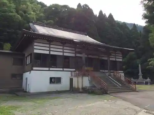 願慶寺の本殿