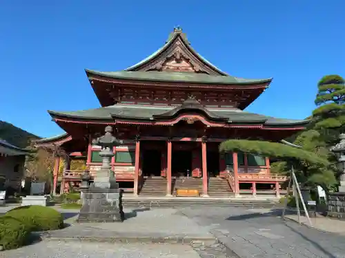 甲斐善光寺の本殿