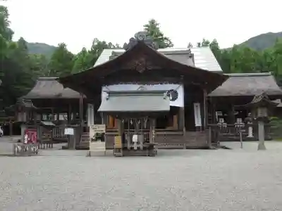土佐神社の本殿・本堂