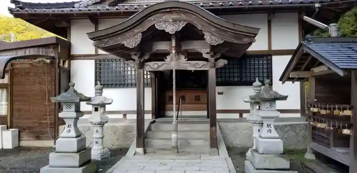 巳徳神社の本殿・本堂