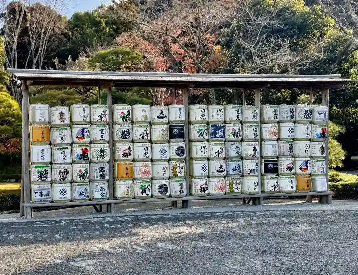 伊勢神宮内宮(皇大神宮)の{uncategorized: "未分類", other: "その他", undefined: "問題あり", building: "その他建物", grave: "お墓", sacred_gate: "鳥居", guardian: "狛犬", statue: "像", buddha: "仏像", history: "歴史", nature: "自然", garden: "庭園", animal: "動物", pagoda: "塔", temizu: "手水舎", mountain_gate: "山門・神門", sanctuary: "本殿・本堂", subordinate: "末社・摂社", art: "芸術", scenery: "景色", jizo: "地蔵", ema: "絵馬", goshuin: "御朱印", omikuji: "おみくじ", items: "授与品その他", amulet: "お守り", goshuincho: "御朱印帳", eats: "食事", festival: "お祭り", votive_dance: "神楽", shichigosan: "七五三参", wedding: "結婚式", experience: "体験その他", initially: "初詣", around: "周辺", anti_infection: "感染症対策"}