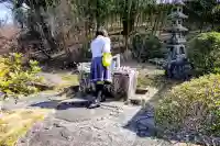 彰見寺の手水舎