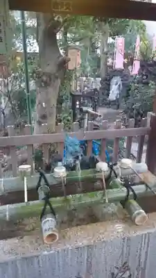 江島杉山神社の手水舎