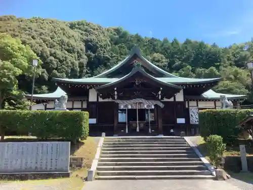 桑原八幡神社の本殿