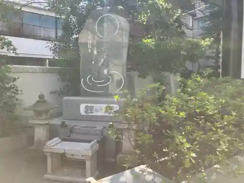 竜宝寺の{uncategorized: "未分類", other: "その他", undefined: "問題あり", building: "その他建物", grave: "お墓", sacred_gate: "鳥居", guardian: "狛犬", statue: "像", buddha: "仏像", history: "歴史", nature: "自然", garden: "庭園", animal: "動物", pagoda: "塔", temizu: "手水舎", mountain_gate: "山門・神門", sanctuary: "本殿・本堂", subordinate: "末社・摂社", art: "芸術", scenery: "景色", jizo: "地蔵", ema: "絵馬", goshuin: "御朱印", omikuji: "おみくじ", items: "授与品その他", amulet: "お守り", goshuincho: "御朱印帳", eats: "食事", festival: "お祭り", votive_dance: "神楽", shichigosan: "七五三参", wedding: "結婚式", experience: "体験その他", initially: "初詣", around: "周辺", anti_infection: "感染症対策"}