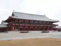 薬師寺の本殿・本堂