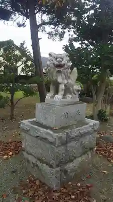 八幡神社の狛犬