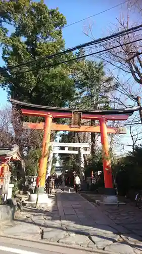 馬橋稲荷神社の鳥居