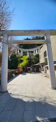 遠見岬神社の{uncategorized: "未分類", other: "その他", undefined: "問題あり", building: "その他建物", grave: "お墓", sacred_gate: "鳥居", guardian: "狛犬", statue: "像", buddha: "仏像", history: "歴史", nature: "自然", garden: "庭園", animal: "動物", pagoda: "塔", temizu: "手水舎", mountain_gate: "山門・神門", sanctuary: "本殿・本堂", subordinate: "末社・摂社", art: "芸術", scenery: "景色", jizo: "地蔵", ema: "絵馬", goshuin: "御朱印", omikuji: "おみくじ", items: "授与品その他", amulet: "お守り", goshuincho: "御朱印帳", eats: "食事", festival: "お祭り", votive_dance: "神楽", shichigosan: "七五三参", wedding: "結婚式", experience: "体験その他", initially: "初詣", around: "周辺", anti_infection: "感染症対策"}
