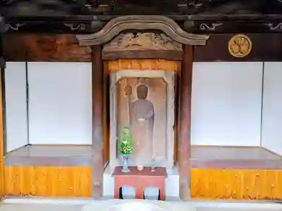 洞泉寺の地蔵