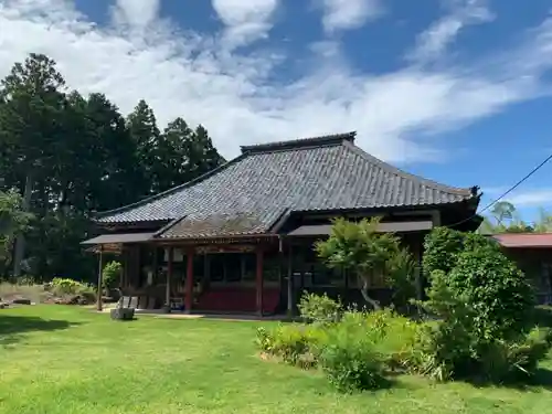 薬師寺の本殿・本堂