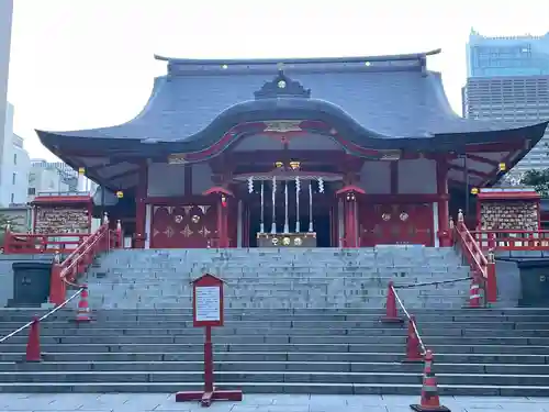 花園神社の本殿・本堂