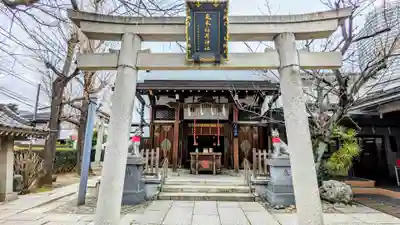 飛木稲荷神社の鳥居
