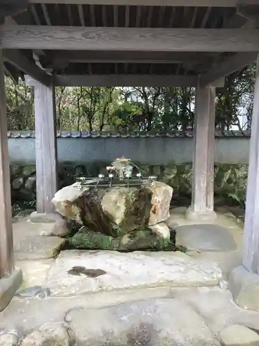 阿太加夜神社の手水舎