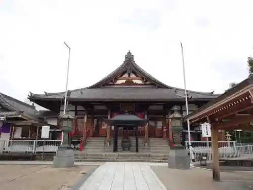 秋葉山圓通寺の本殿・本堂